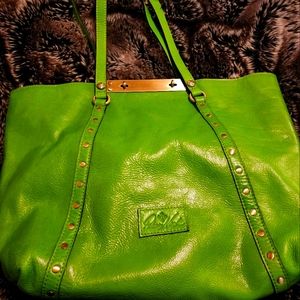 PATRICIA NASH BENVENUTO!